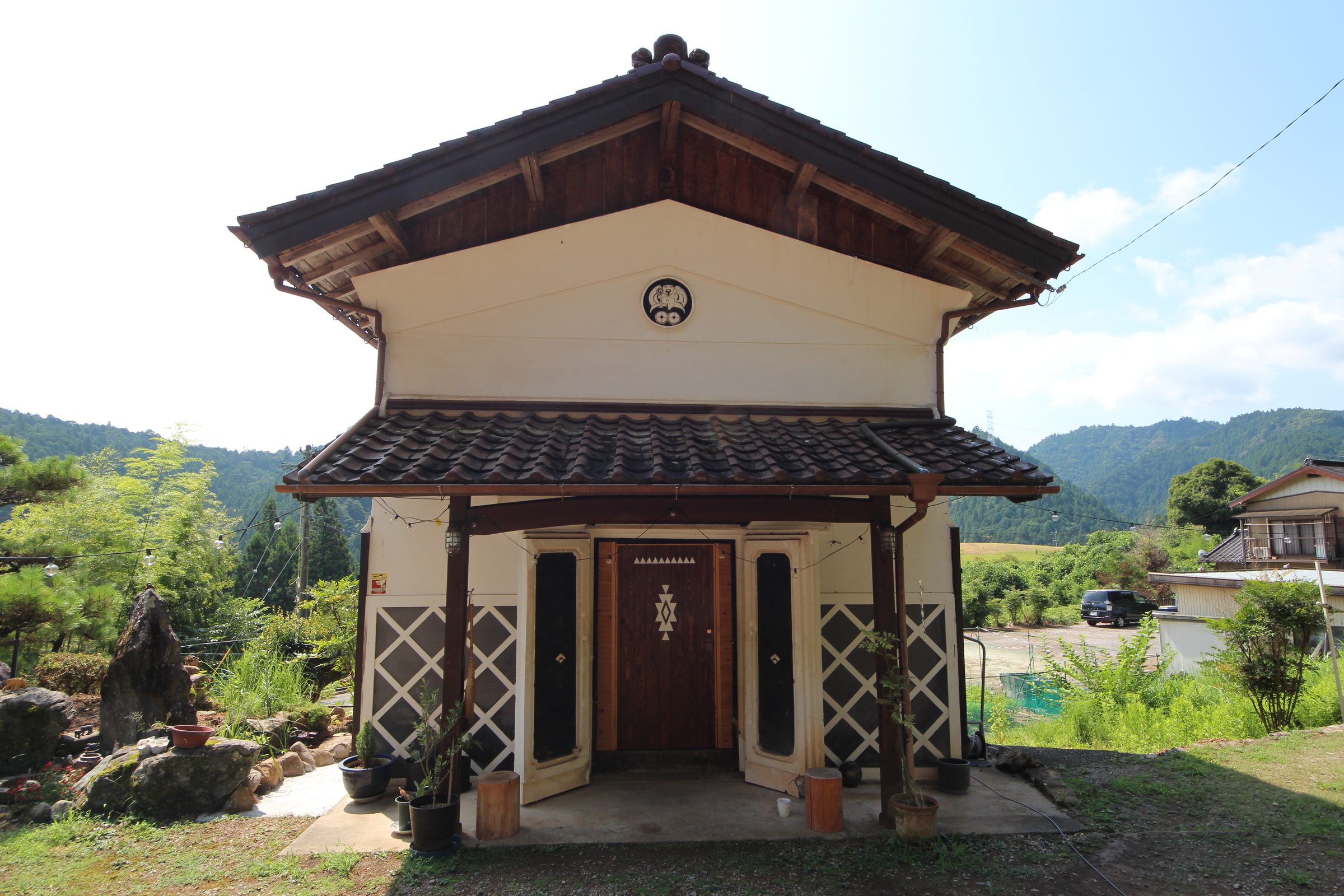 The restored 130-year-old kura at Kura Retreat Daikokuten, Tōei